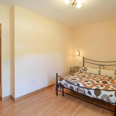 Stunning In Todiano Di Preci Apartamento *
