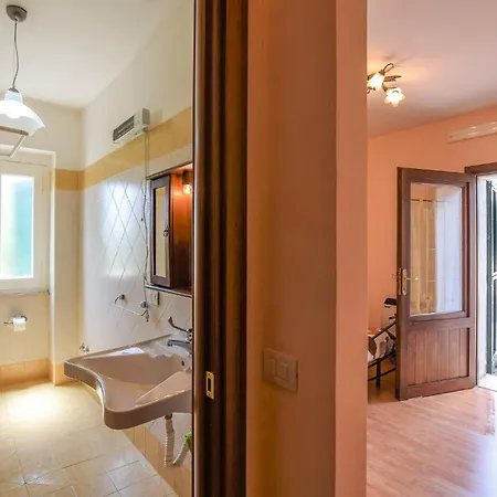 Apartment Stunning In Todiano Di Preci Abeto (Perugia)