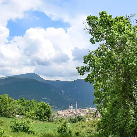 Stunning In Todiano Di Preci Abeto (Perugia)